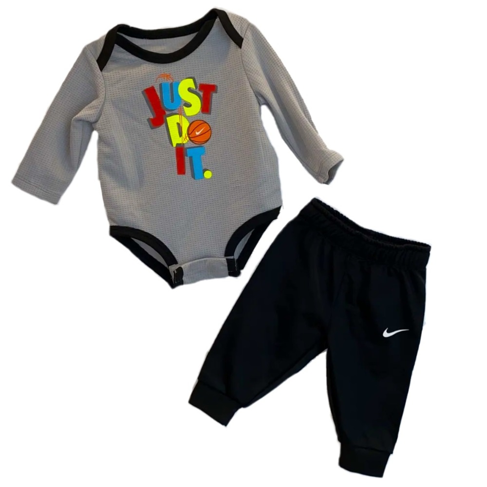 Nike Dri-Fit 3 Months Set Gray Long Sleeve Body Suit Black Joggers
